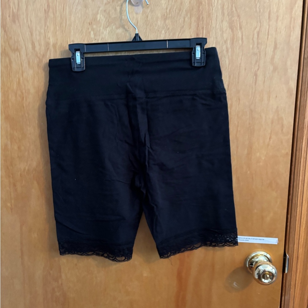 Colsie Black Lace Trim Bike Shorts